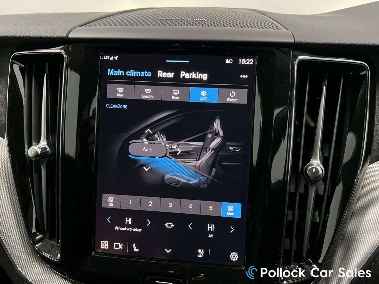 2025 VOLVO XC60 2025 VOLVO XC60