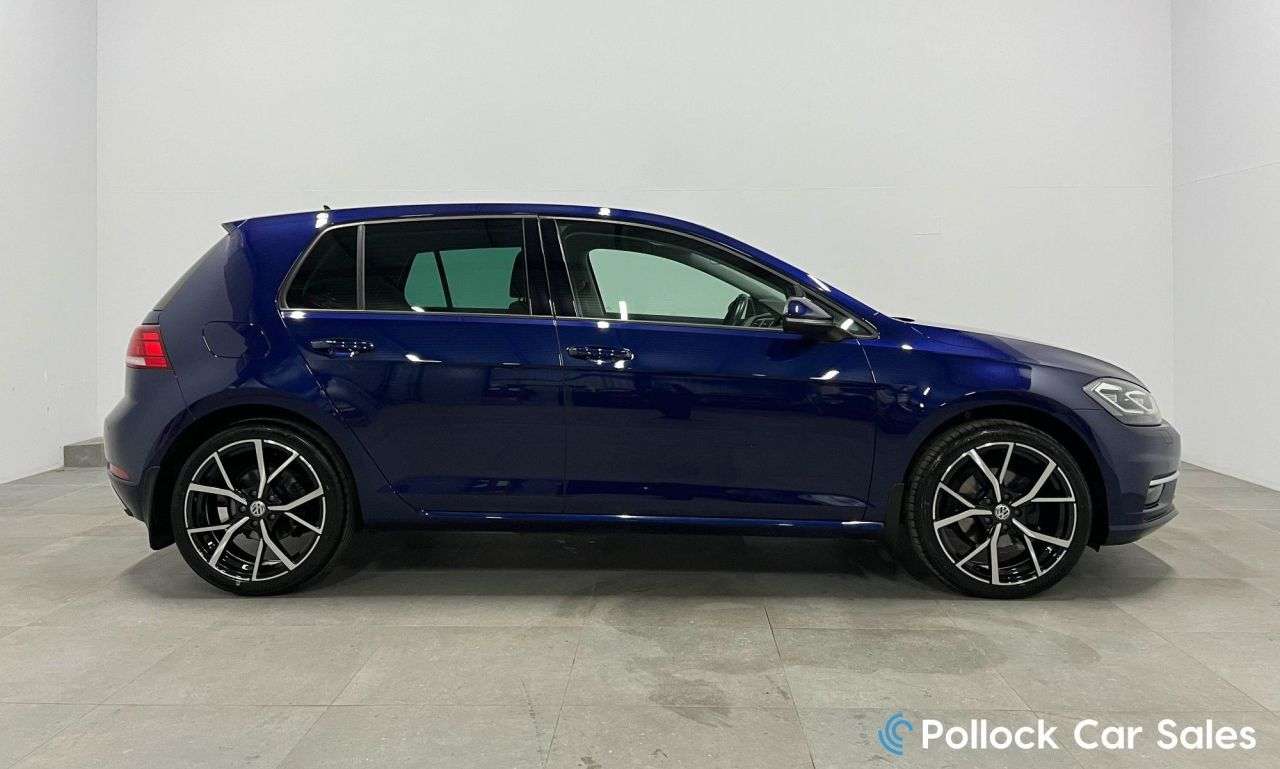 A 2020 VOLKSWAGEN GOLF 1.5 TSI EVO Match Edition Hatchback 5dr Petrol Manual Euro 6 (s/s) (150 ps) A 2020 VOLKSWAGEN GOLF 1.5 TSI EVO Match Edition Hatchback 5dr Petrol Manual Euro 6 (s/s) (150 ps)