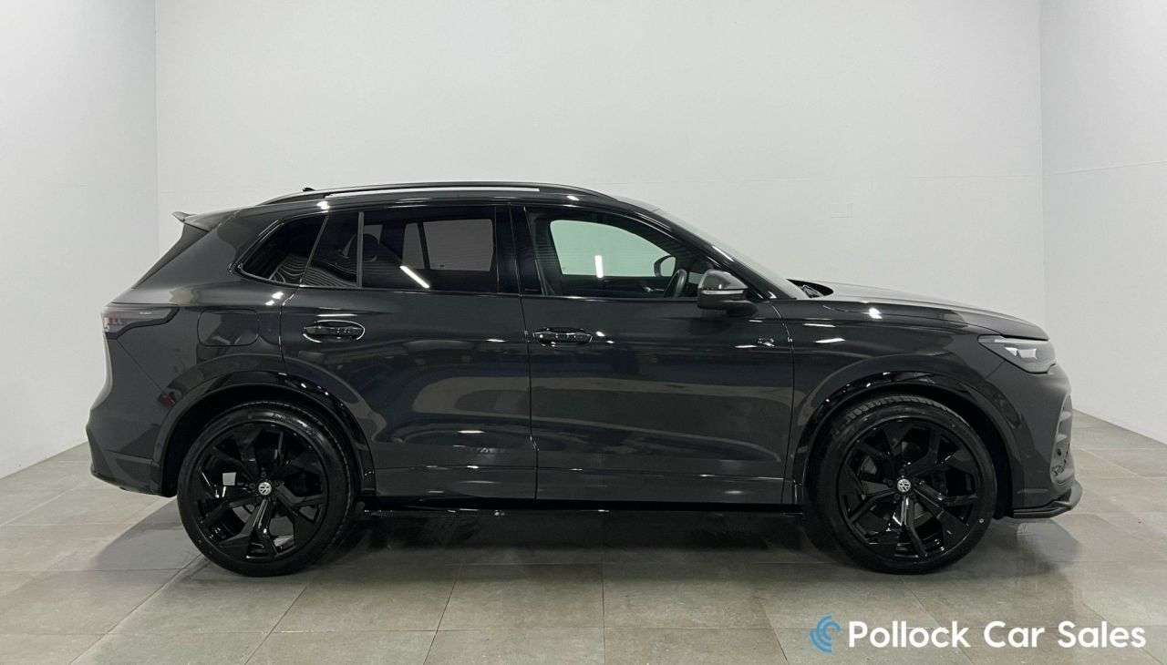 A 2024 VOLKSWAGEN TIGUAN 2.0 TDI R-Line SUV 5dr Diesel DSG Euro 6 (s/s) (150 ps) 21",Aero Kit,Black A 2024 VOLKSWAGEN TIGUAN 2.0 TDI R-Line SUV 5dr Diesel DSG Euro 6 (s/s) (150 ps) 21",Aero Kit,Black