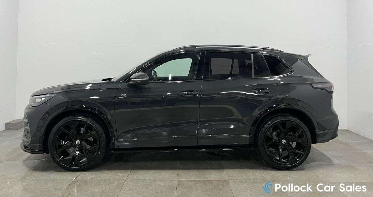 A 2024 VOLKSWAGEN TIGUAN 2.0 TDI R-Line SUV 5dr Diesel DSG Euro 6 (s/s) (150 ps) 21",Aero Kit,Black A 2024 VOLKSWAGEN TIGUAN 2.0 TDI R-Line SUV 5dr Diesel DSG Euro 6 (s/s) (150 ps) 21",Aero Kit,Black