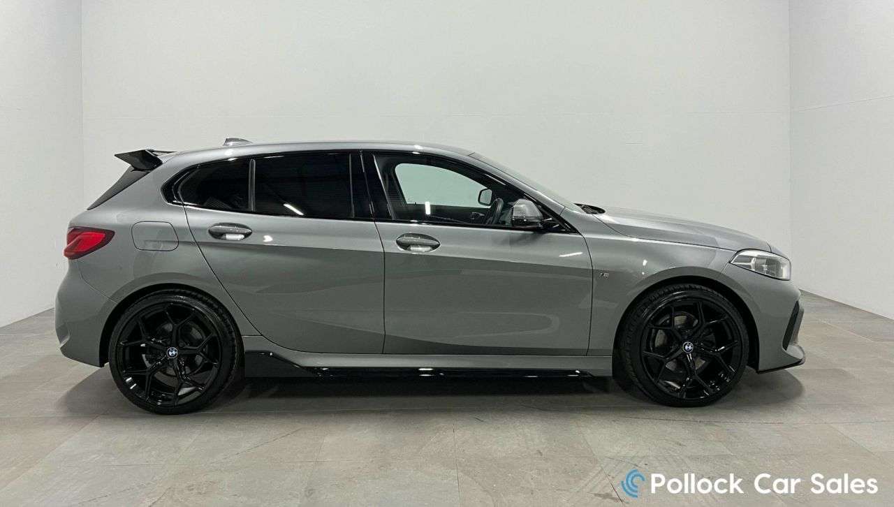 A 2024 BMW 1 SERIES 1.5 118i M Sport (LCP) Hatchback 5dr Petrol DCT Euro 6 (s/s) (136 ps) 19" M A 2024 BMW 1 SERIES 1.5 118i M Sport (LCP) Hatchback 5dr Petrol DCT Euro 6 (s/s) (136 ps) 19" M