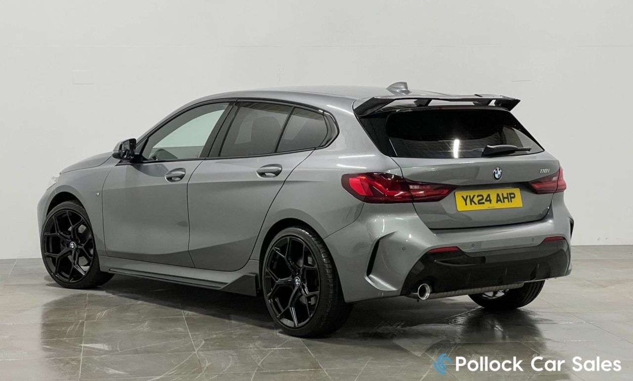A 2024 BMW 1 SERIES 1.5 118i M Sport (LCP) Hatchback 5dr Petrol DCT Euro 6 (s/s) (136 ps) 19" M A 2024 BMW 1 SERIES 1.5 118i M Sport (LCP) Hatchback 5dr Petrol DCT Euro 6 (s/s) (136 ps) 19" M