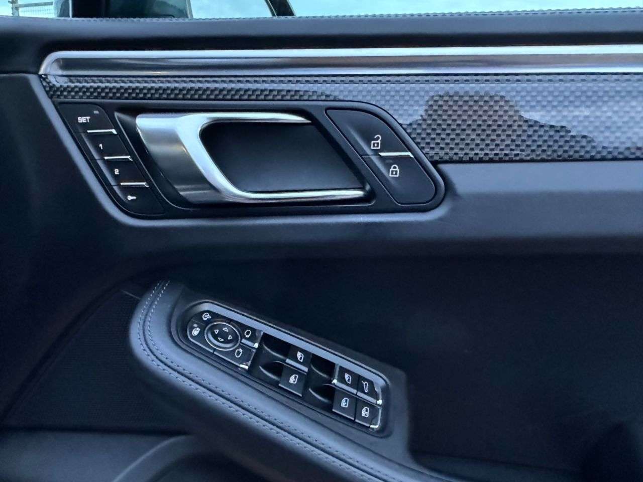 2019 PORSCHE MACAN 2019 PORSCHE MACAN