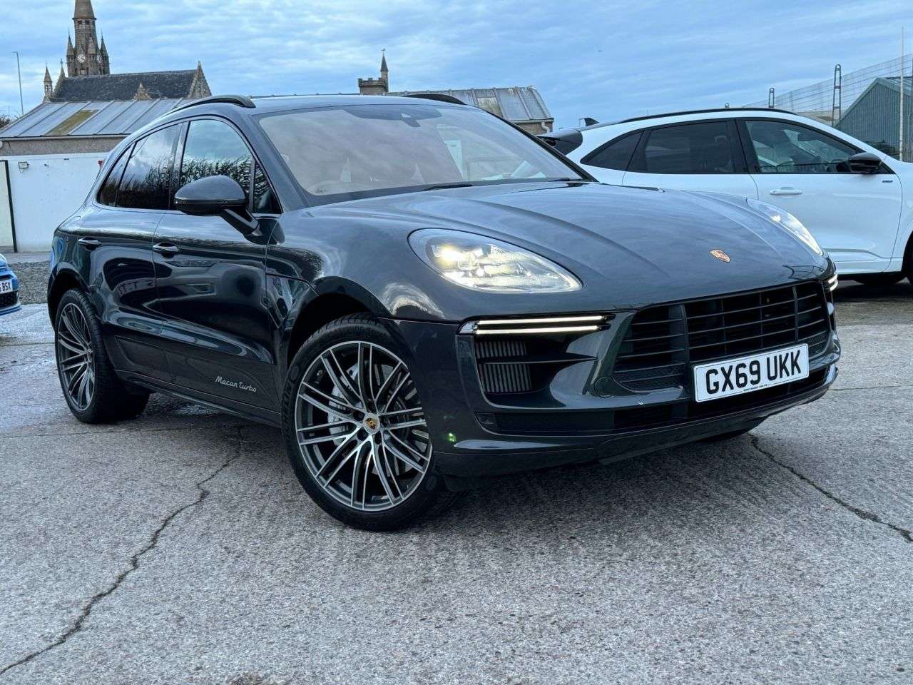 2019 PORSCHE MACAN 2019 PORSCHE MACAN