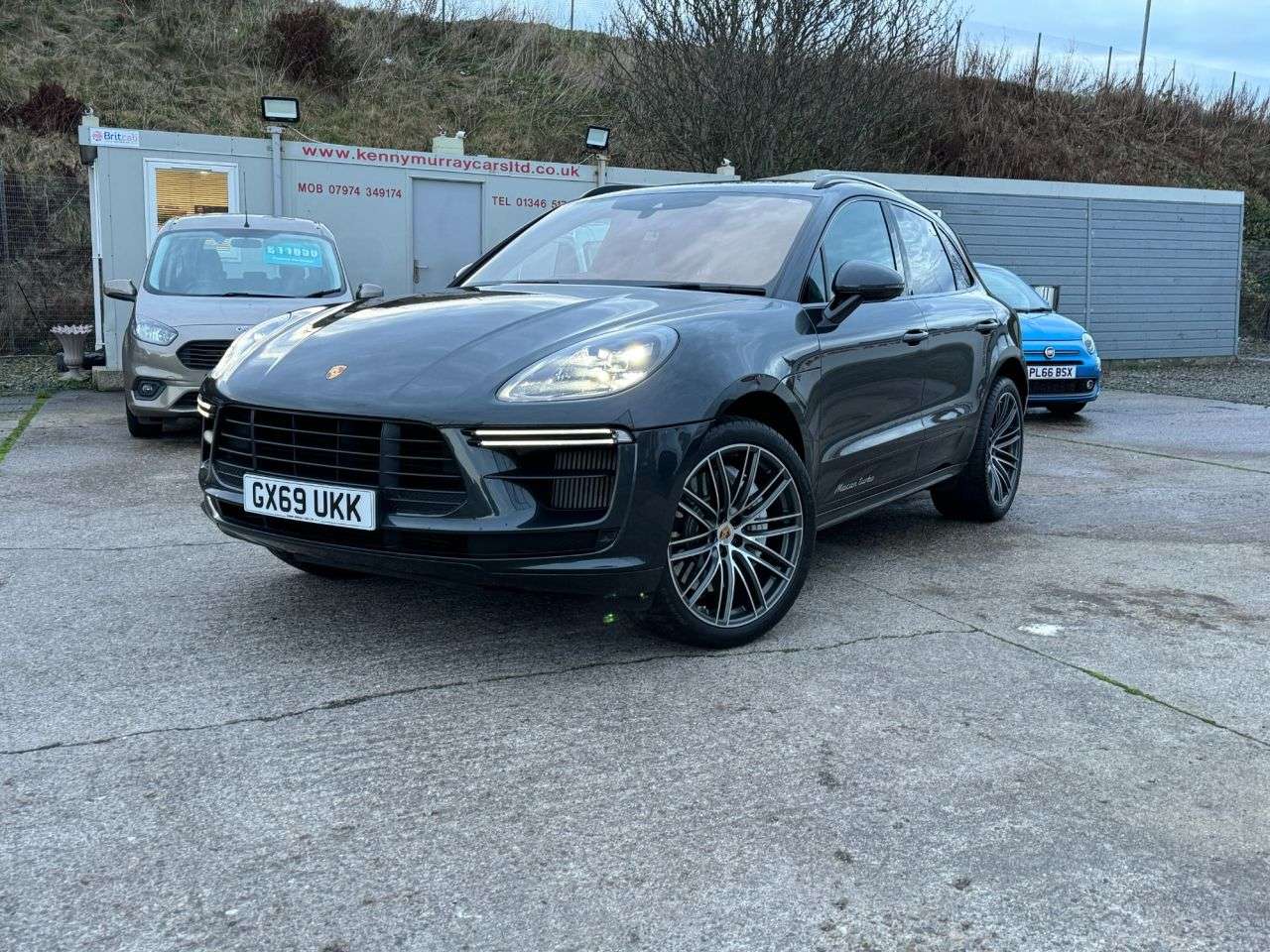 2019 PORSCHE MACAN 2019 PORSCHE MACAN
