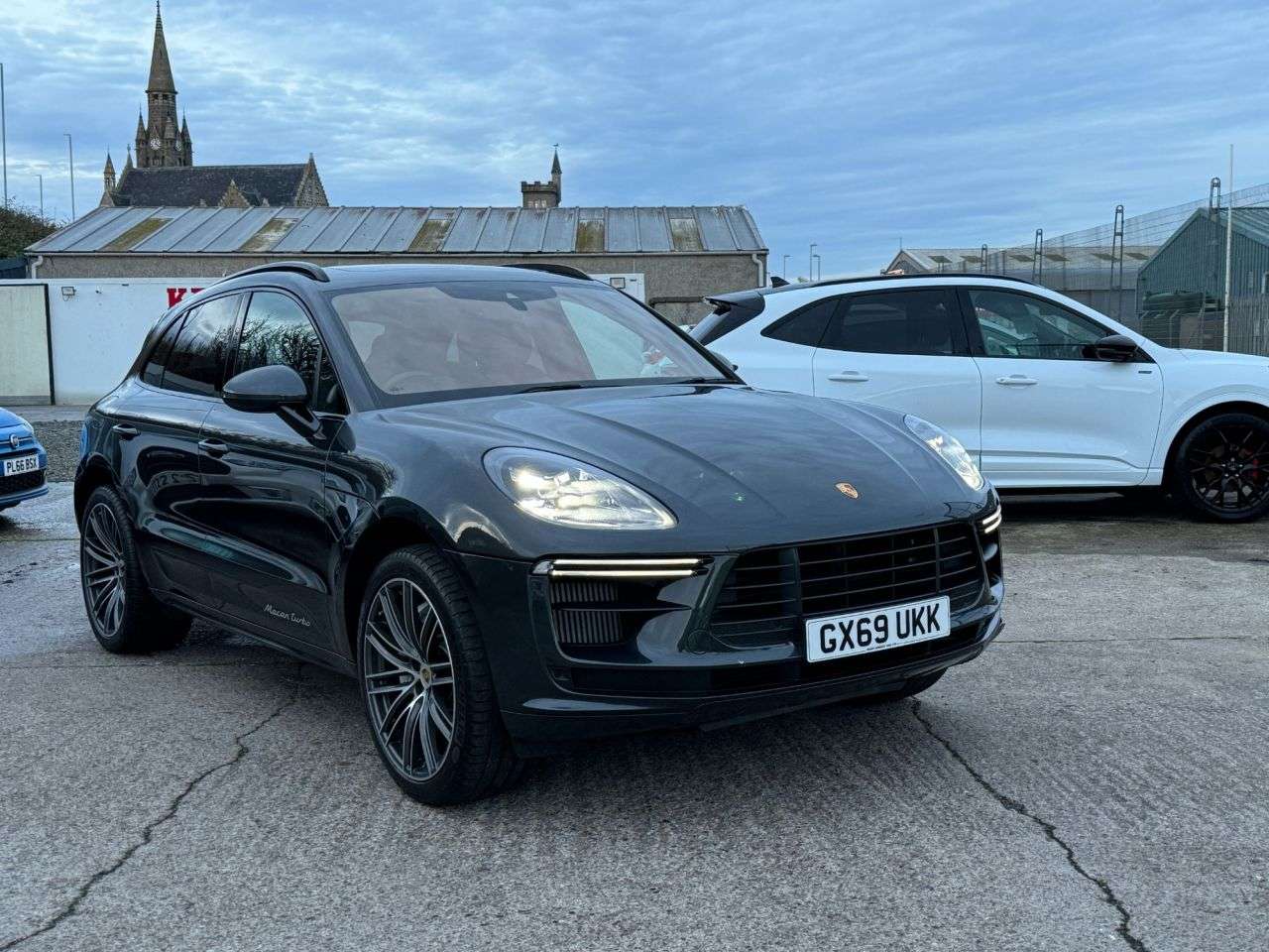 2019 PORSCHE MACAN 2019 PORSCHE MACAN