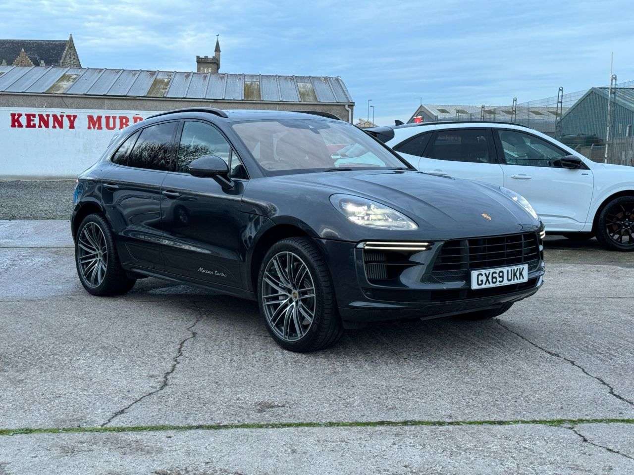 2019 PORSCHE MACAN 2019 PORSCHE MACAN