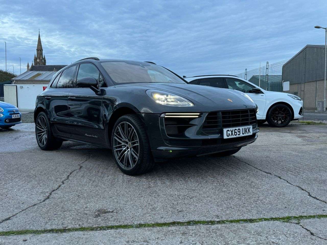 2019 PORSCHE MACAN 2019 PORSCHE MACAN