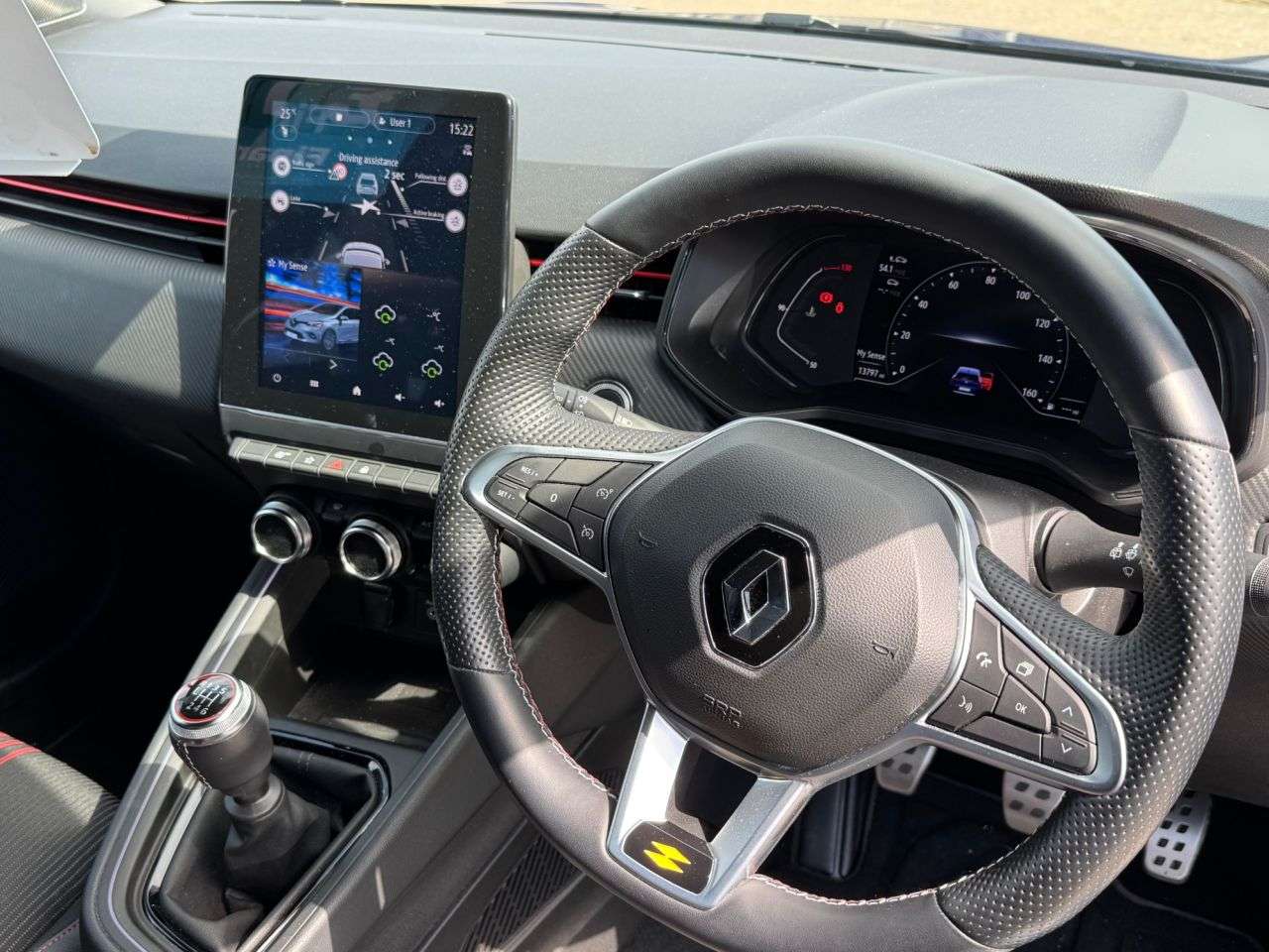 2022 RENAULT CLIO 2022 RENAULT CLIO