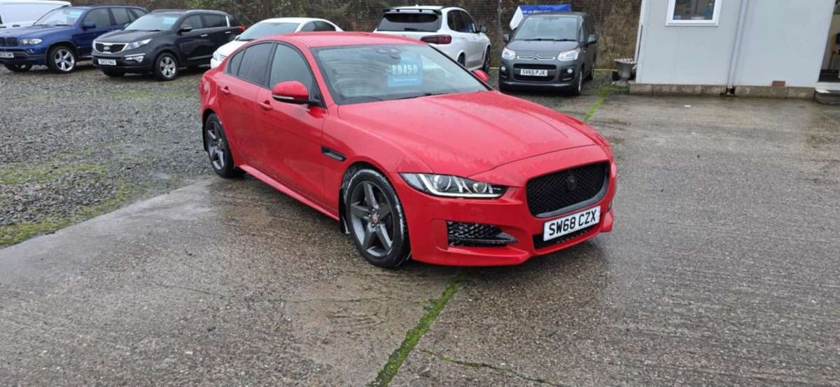 Check out this Jaguar Xe 2018 Diesel Automatic