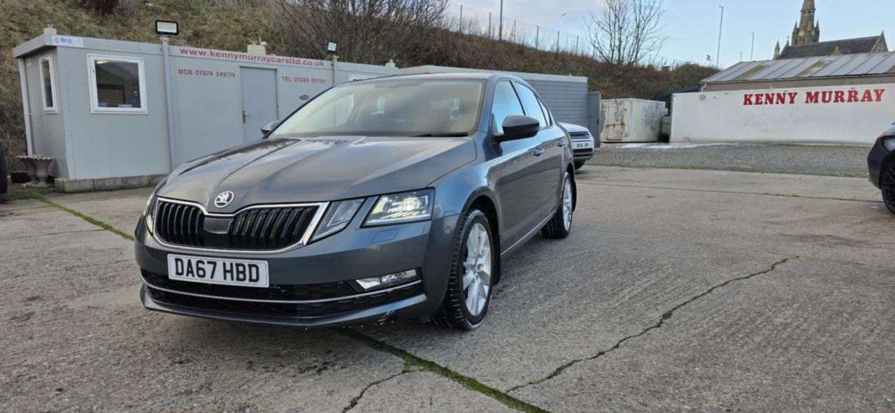 A 2017 SKODA OCTAVIA 1.4 TSI SE L Hatchback 5dr Petrol Manual Euro 6 (s/s) (150 ps) A 2017 SKODA OCTAVIA 1.4 TSI SE L Hatchback 5dr Petrol Manual Euro 6 (s/s) (150 ps)