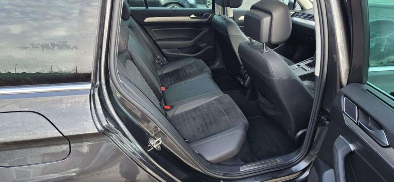 2019 VOLKSWAGEN PASSAT 2019 VOLKSWAGEN PASSAT