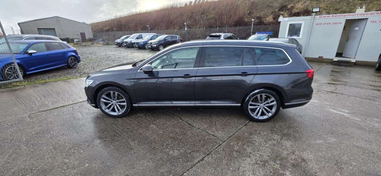 A 2019 VOLKSWAGEN PASSAT 1.5 TSI EVO GT Estate 5dr Petrol Manual Euro 6 (s/s) (150 ps) A 2019 VOLKSWAGEN PASSAT 1.5 TSI EVO GT Estate 5dr Petrol Manual Euro 6 (s/s) (150 ps)