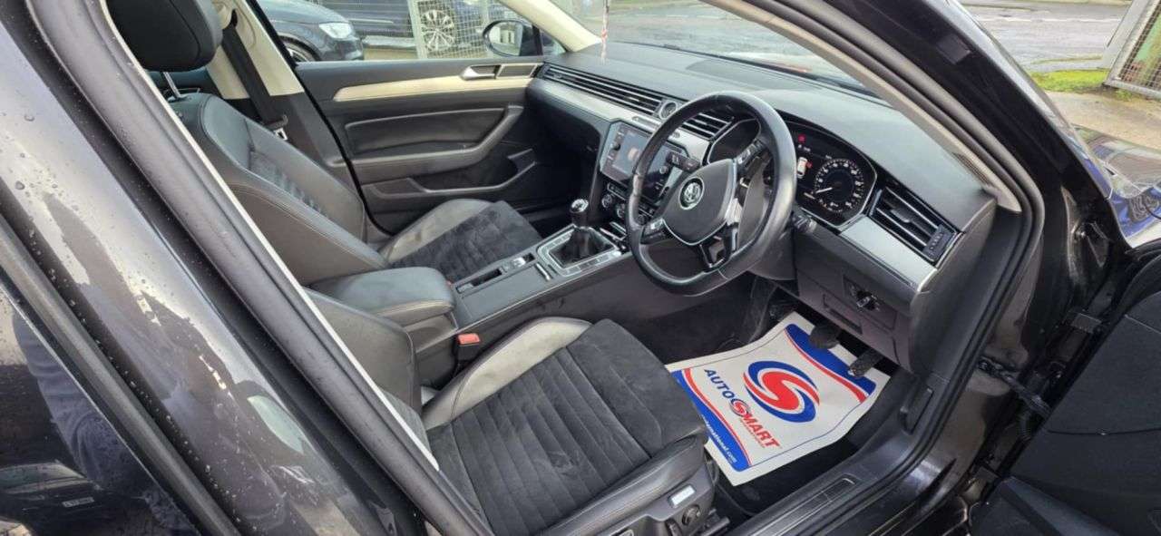 2019 VOLKSWAGEN PASSAT 2019 VOLKSWAGEN PASSAT