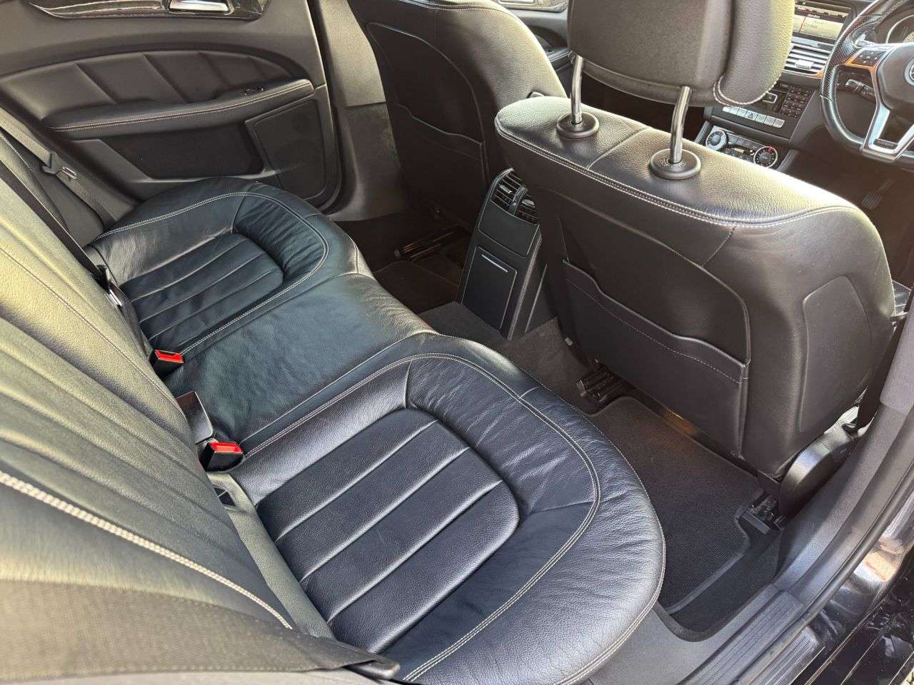 null MERCEDES-BENZ CLS CLASS null MERCEDES-BENZ CLS CLASS