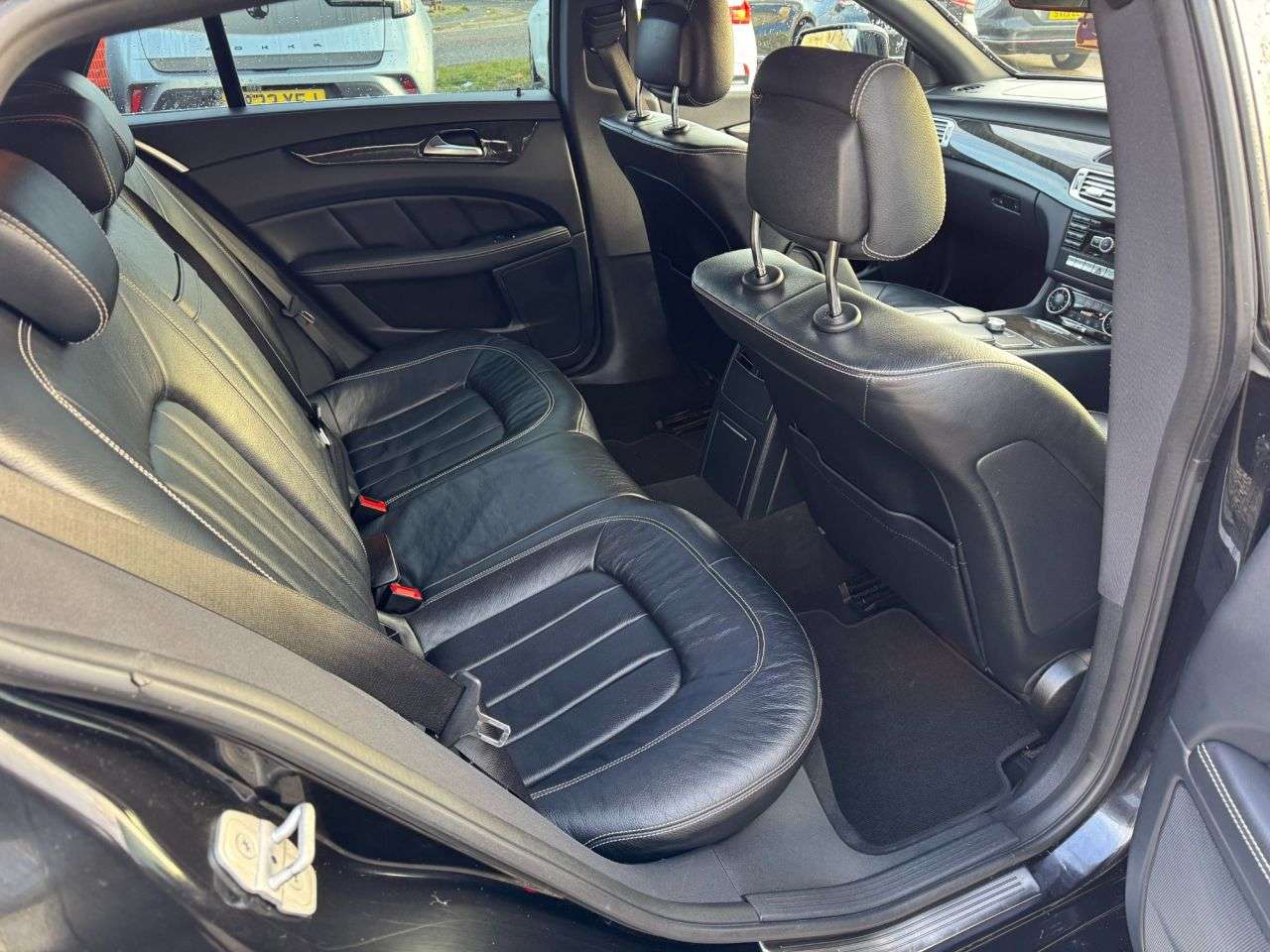 null MERCEDES-BENZ CLS CLASS null MERCEDES-BENZ CLS CLASS