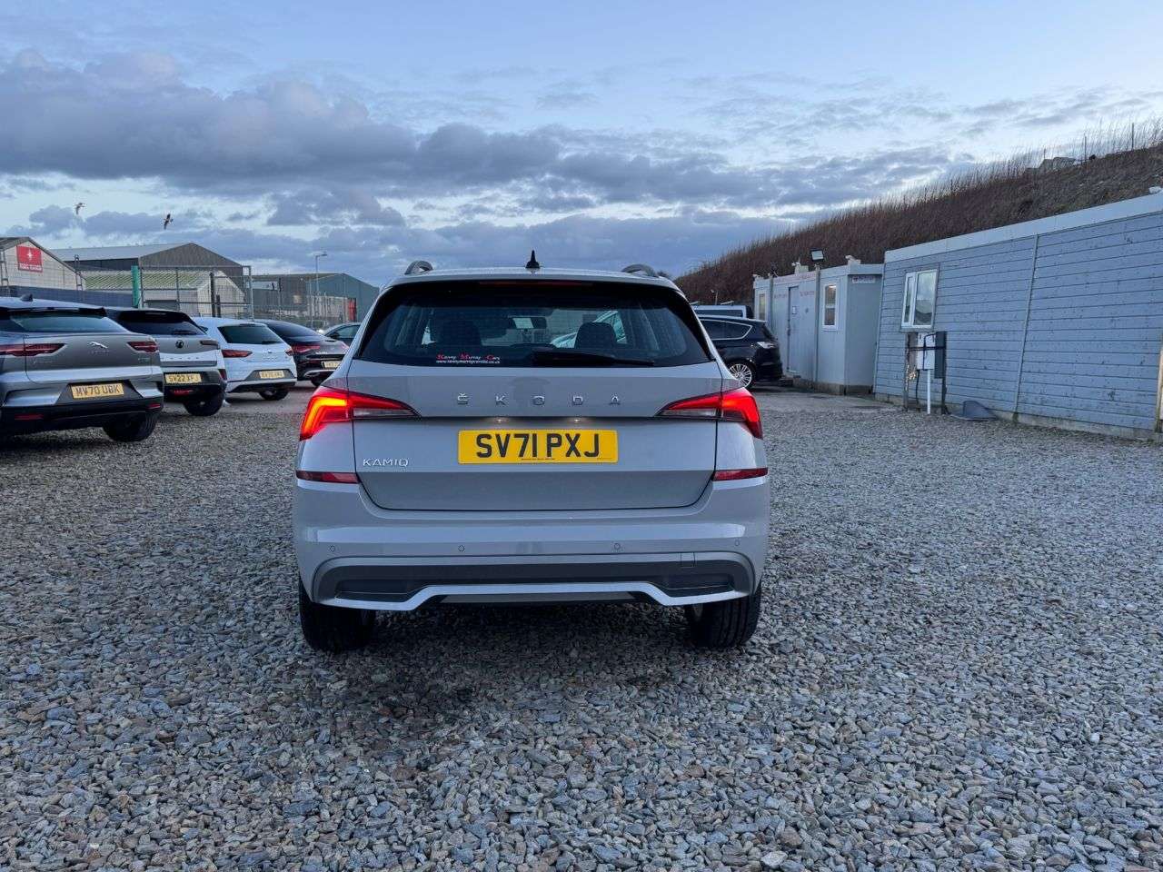 A 2021 SKODA KAMIQ 1.0 TSI SE SUV 5dr Petrol DSG Euro 6 (s/s) (110 ps) A 2021 SKODA KAMIQ 1.0 TSI SE SUV 5dr Petrol DSG Euro 6 (s/s) (110 ps)