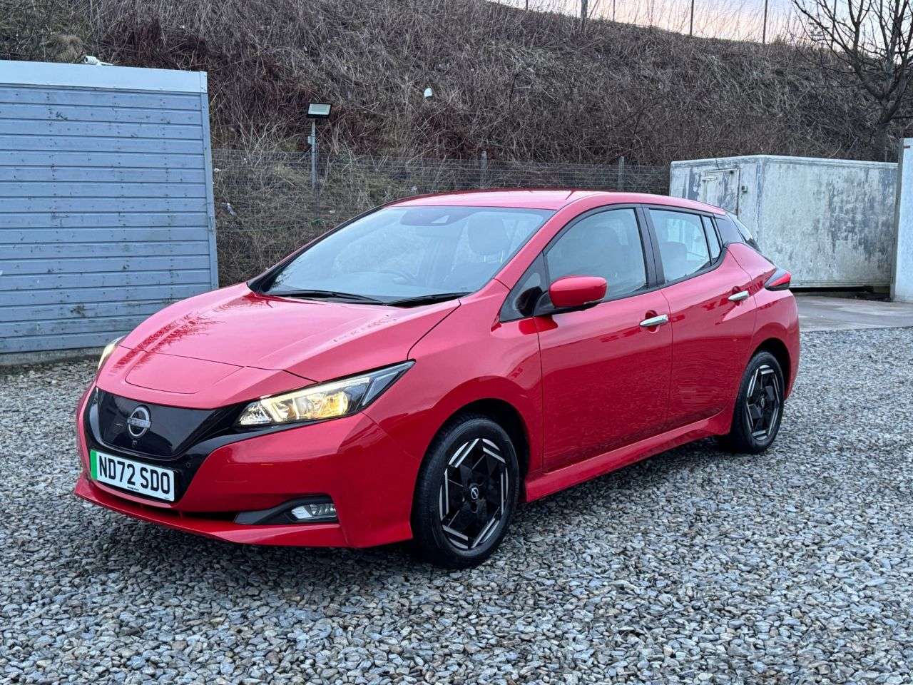 A 2022 NISSAN LEAF 39kWh Acenta Hatchback 5dr Electric Auto (150 ps) A 2022 NISSAN LEAF 39kWh Acenta Hatchback 5dr Electric Auto (150 ps)