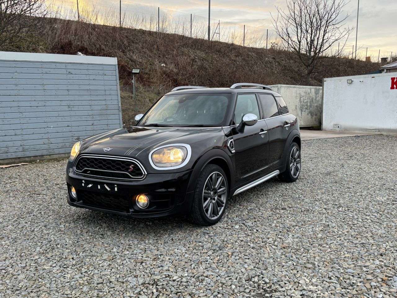 A 2018 MINI COUNTRYMAN 2.0 GPF Cooper S SUV 5dr Petrol Manual Euro 6 (s/s) (192 ps) A 2018 MINI COUNTRYMAN 2.0 GPF Cooper S SUV 5dr Petrol Manual Euro 6 (s/s) (192 ps)