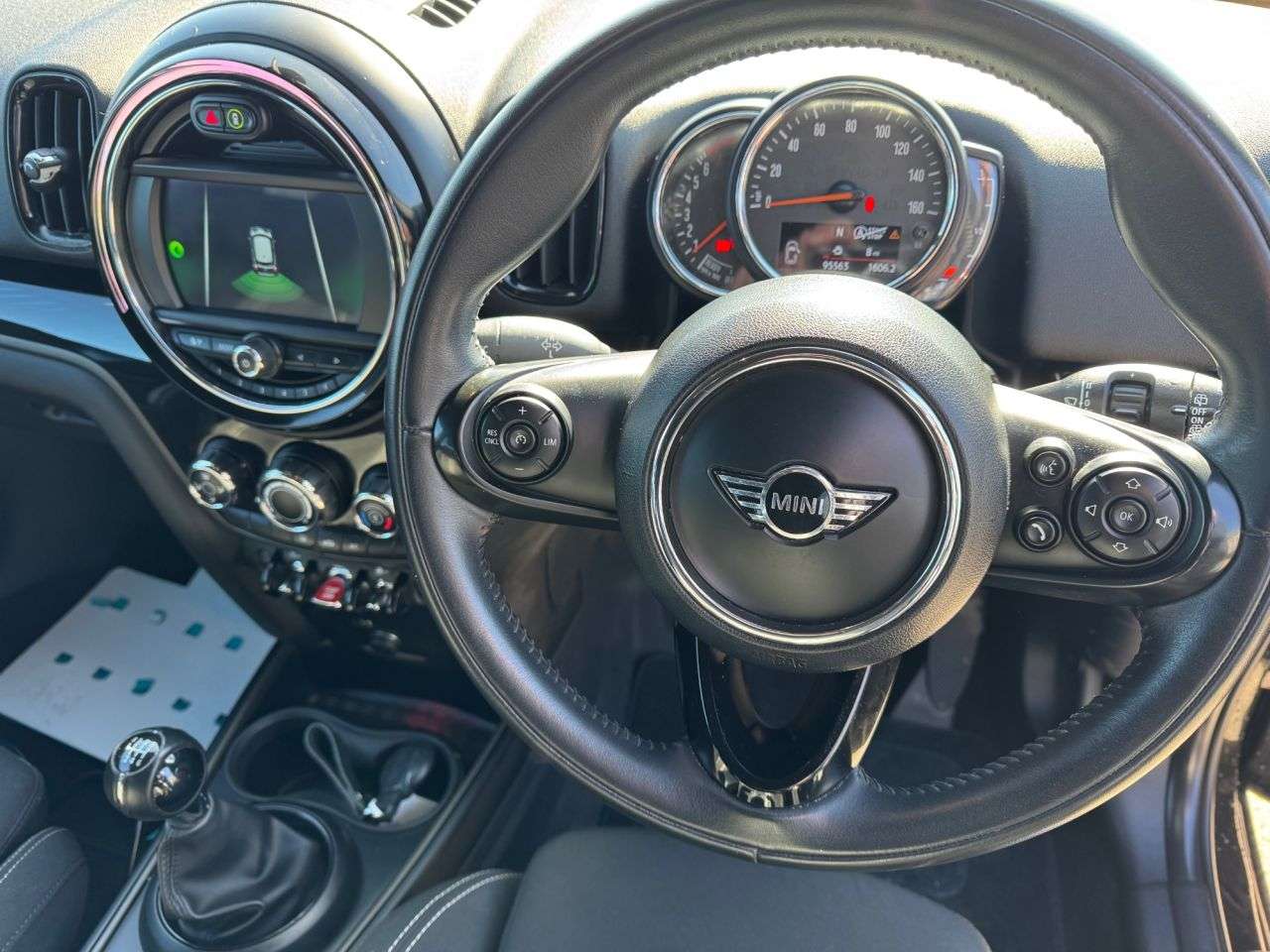 2018 MINI COUNTRYMAN 2018 MINI COUNTRYMAN