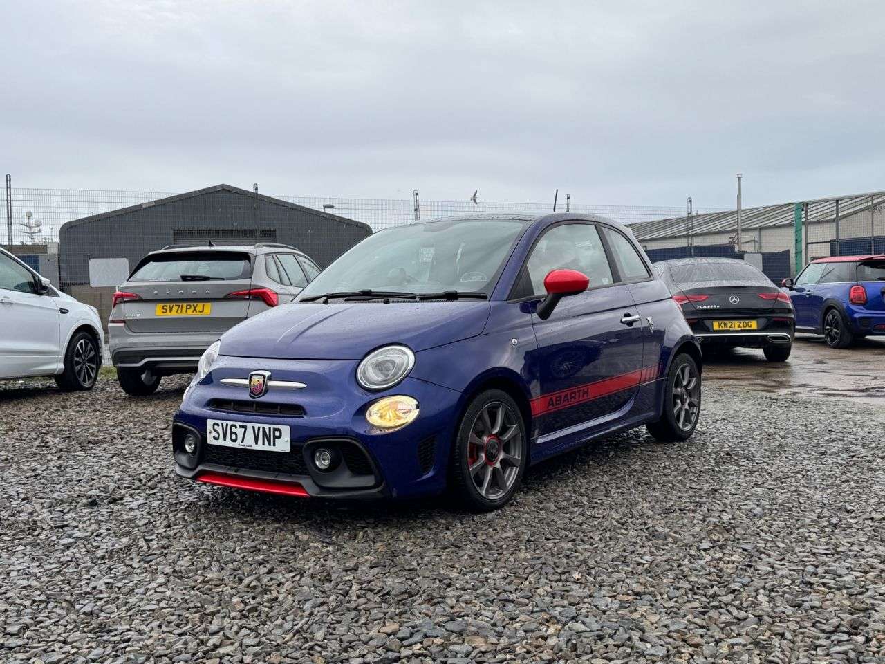 2017 ABARTH 595 2017 ABARTH 595