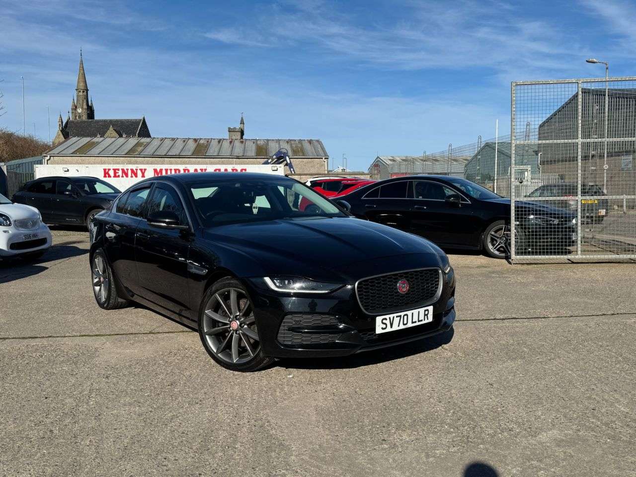 A 2020 JAGUAR XE 2.0 D180 S Saloon 4dr Diesel Auto Euro 6 (s/s) (180 ps) A 2020 JAGUAR XE 2.0 D180 S Saloon 4dr Diesel Auto Euro 6 (s/s) (180 ps)