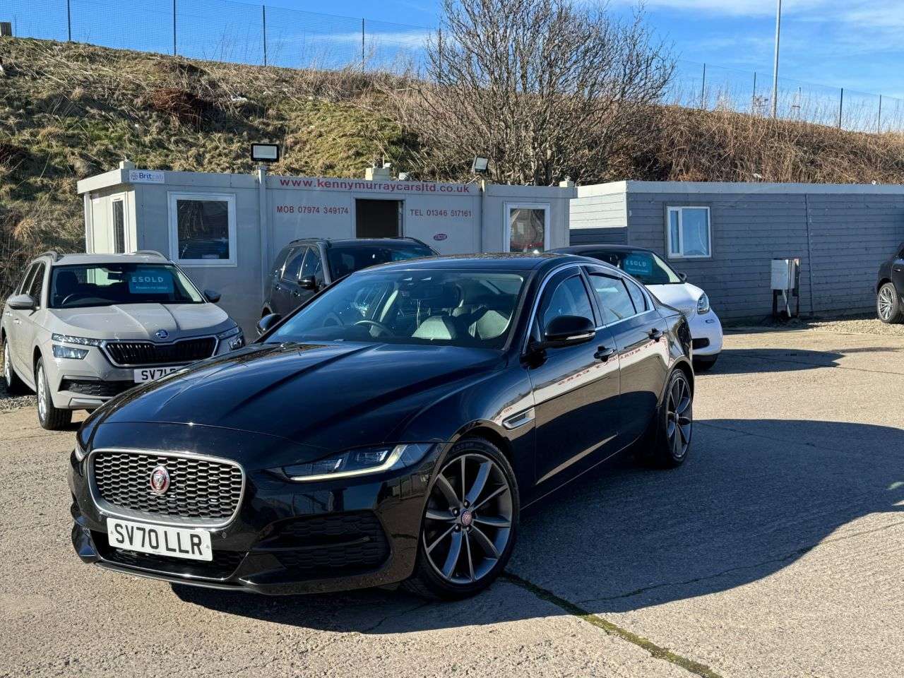 A 2020 JAGUAR XE 2.0 D180 S Saloon 4dr Diesel Auto Euro 6 (s/s) (180 ps) A 2020 JAGUAR XE 2.0 D180 S Saloon 4dr Diesel Auto Euro 6 (s/s) (180 ps)