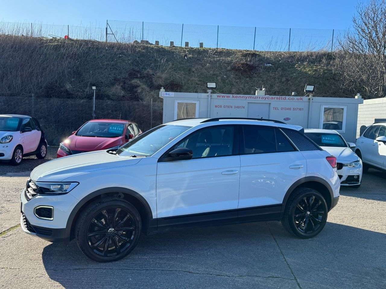 A 2022 VOLKSWAGEN T-ROC 1.0 TSI Black Edition SUV 5dr Petrol Manual Euro 6 (s/s) (110 ps) A 2022 VOLKSWAGEN T-ROC 1.0 TSI Black Edition SUV 5dr Petrol Manual Euro 6 (s/s) (110 ps)