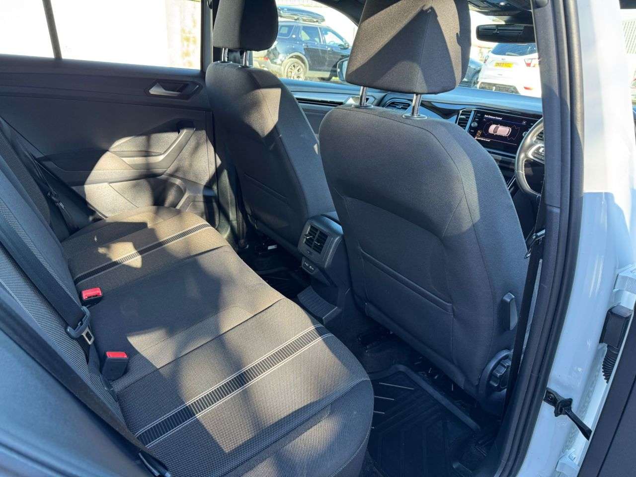 2022 VOLKSWAGEN T-ROC 2022 VOLKSWAGEN T-ROC