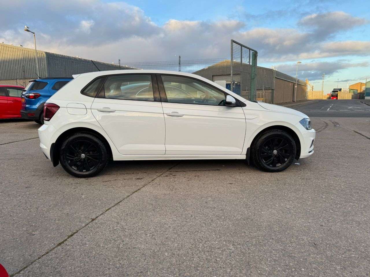 2018 VOLKSWAGEN POLO 2018 VOLKSWAGEN POLO