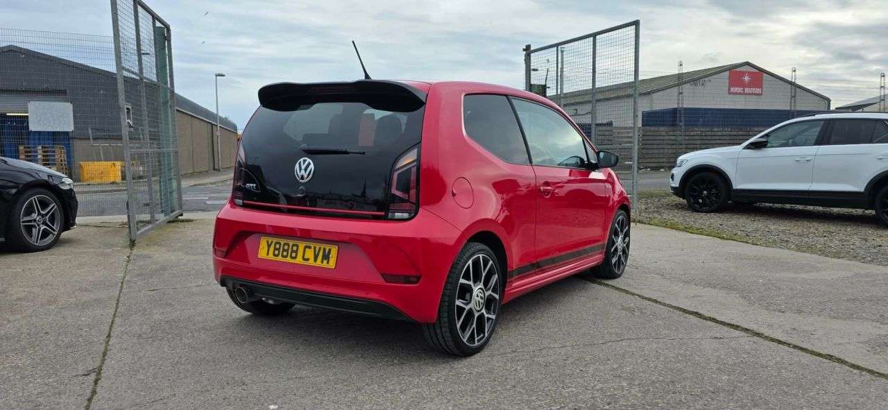 2018 VOLKSWAGEN UP! 2018 VOLKSWAGEN UP!