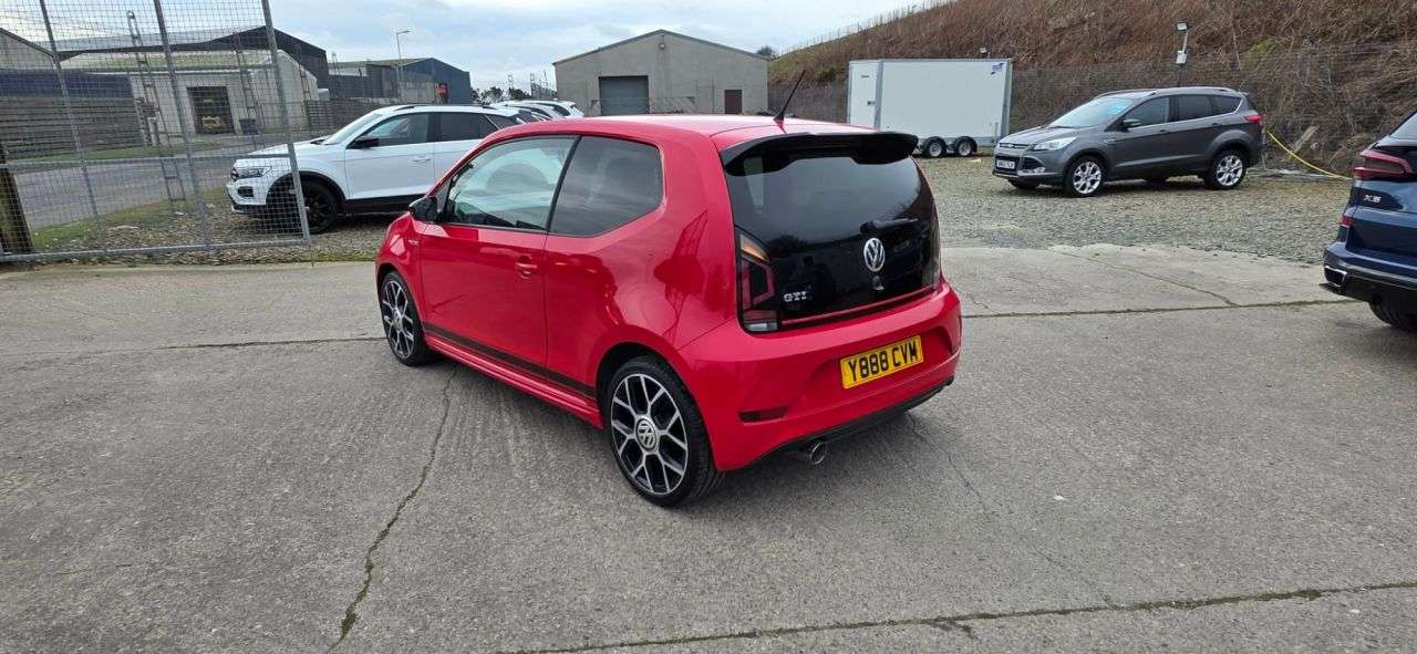 2018 VOLKSWAGEN UP! 2018 VOLKSWAGEN UP!