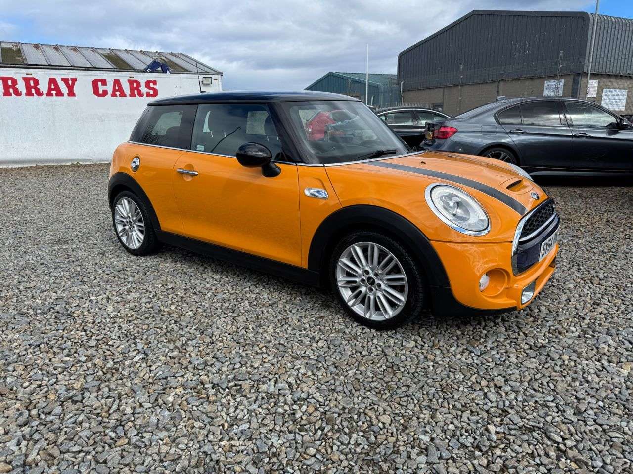 A 2014 MINI HATCH 2.0 Cooper S Hatchback 3dr Petrol Auto Euro 6 (s/s) (192 ps) A 2014 MINI HATCH 2.0 Cooper S Hatchback 3dr Petrol Auto Euro 6 (s/s) (192 ps)