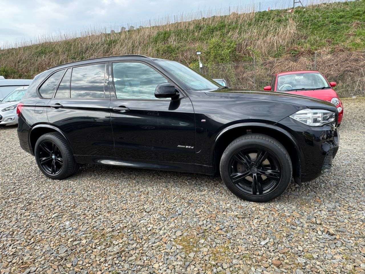 A 2014 BMW X5 3.0 30d M Sport SUV 5dr Diesel Auto xDrive Euro 6 (s/s) (258 ps) A 2014 BMW X5 3.0 30d M Sport SUV 5dr Diesel Auto xDrive Euro 6 (s/s) (258 ps)