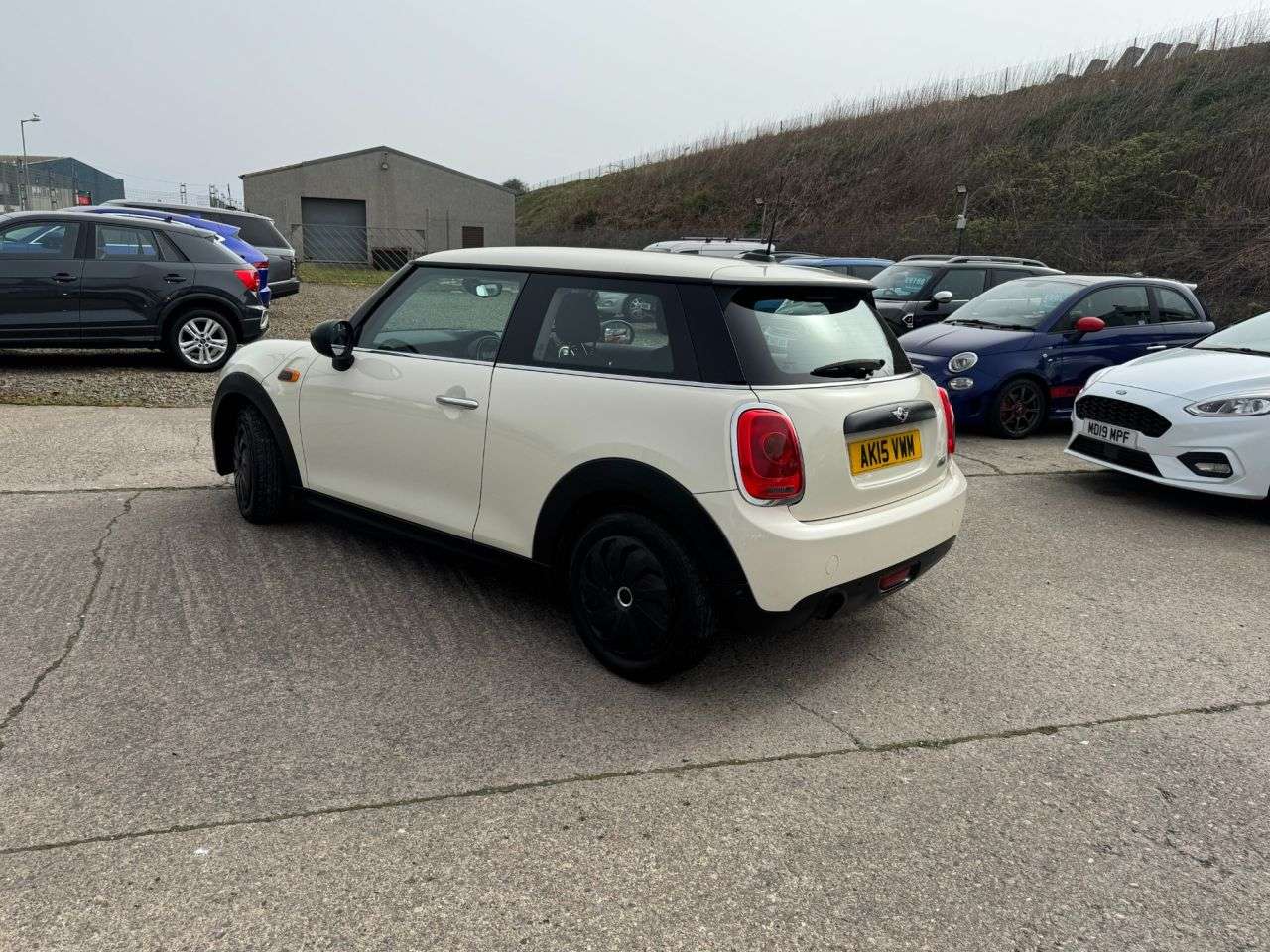 2015 MINI HATCH 2015 MINI HATCH