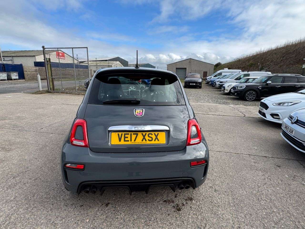 2017 ABARTH 595 2017 ABARTH 595