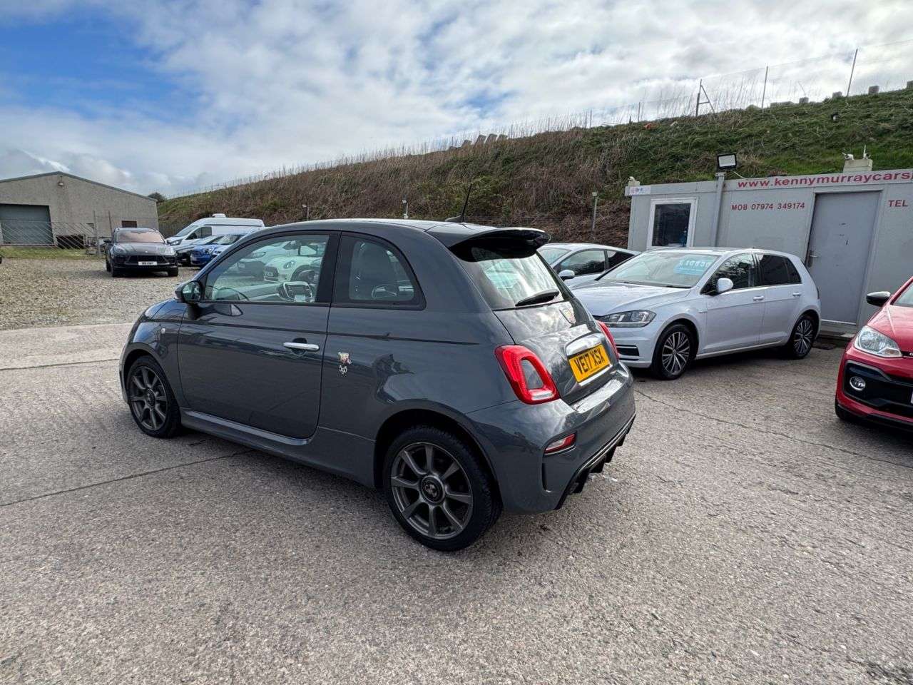 2017 ABARTH 595 2017 ABARTH 595