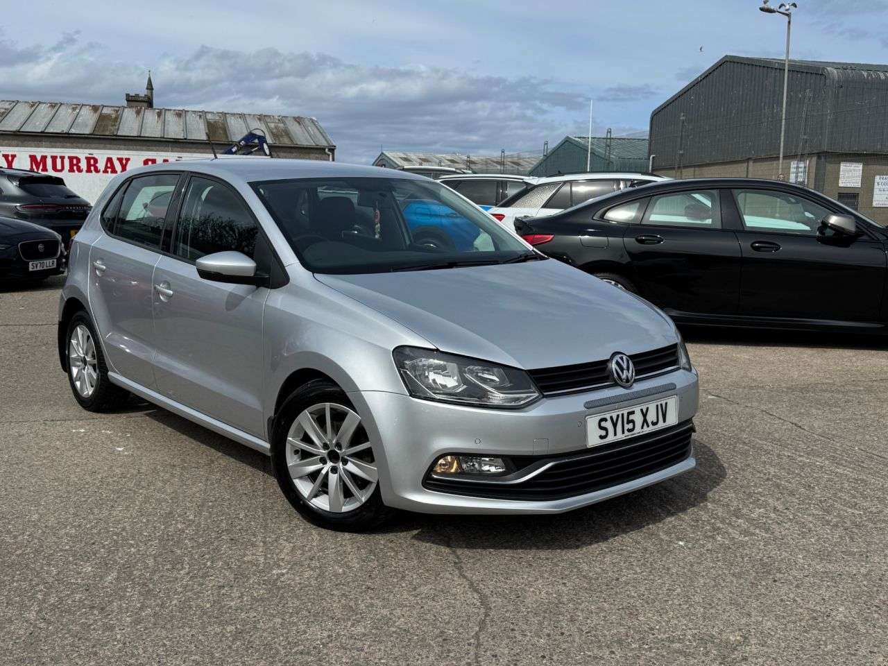 A 2015 VOLKSWAGEN POLO 1.2 TSI BlueMotion Tech SE Hatchback 5dr Petrol DSG Euro 6 (s/s) (90 ps) A 2015 VOLKSWAGEN POLO 1.2 TSI BlueMotion Tech SE Hatchback 5dr Petrol DSG Euro 6 (s/s) (90 ps)