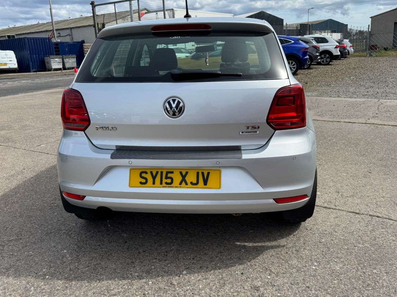 2015 VOLKSWAGEN POLO 2015 VOLKSWAGEN POLO