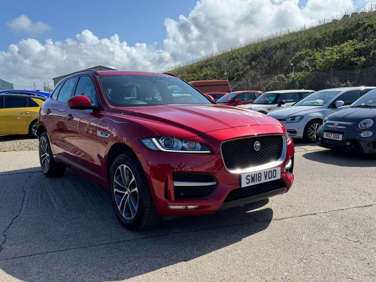 2018 JAGUAR F-PACE 2018 JAGUAR F-PACE