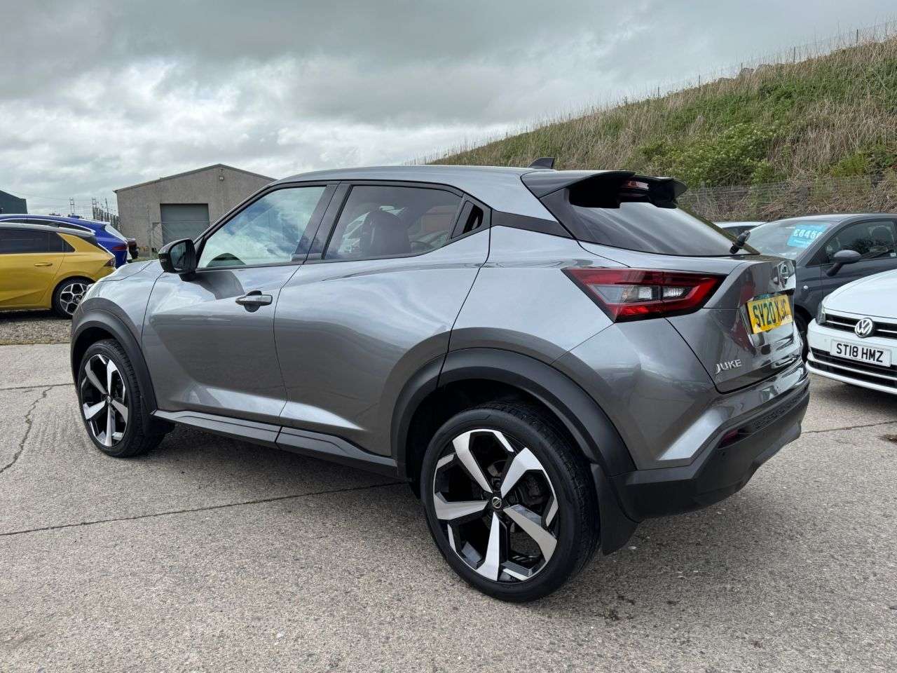 A 2020 NISSAN JUKE 1.0 DIG-T Tekna SUV 5dr Petrol Manual Euro 6 (s/s) (114 ps) A 2020 NISSAN JUKE 1.0 DIG-T Tekna SUV 5dr Petrol Manual Euro 6 (s/s) (114 ps)