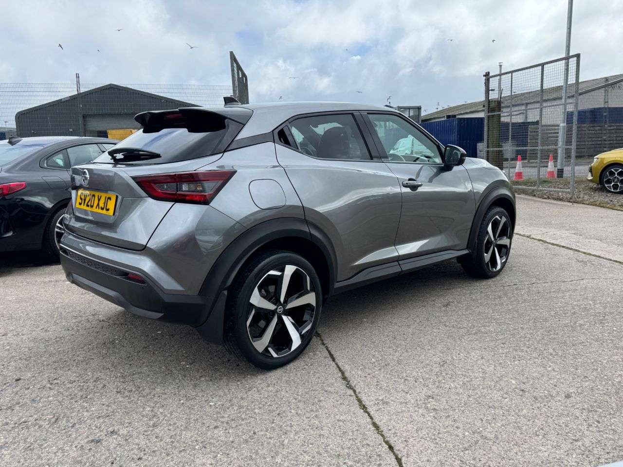 A 2020 NISSAN JUKE 1.0 DIG-T Tekna SUV 5dr Petrol Manual Euro 6 (s/s) (114 ps) A 2020 NISSAN JUKE 1.0 DIG-T Tekna SUV 5dr Petrol Manual Euro 6 (s/s) (114 ps)