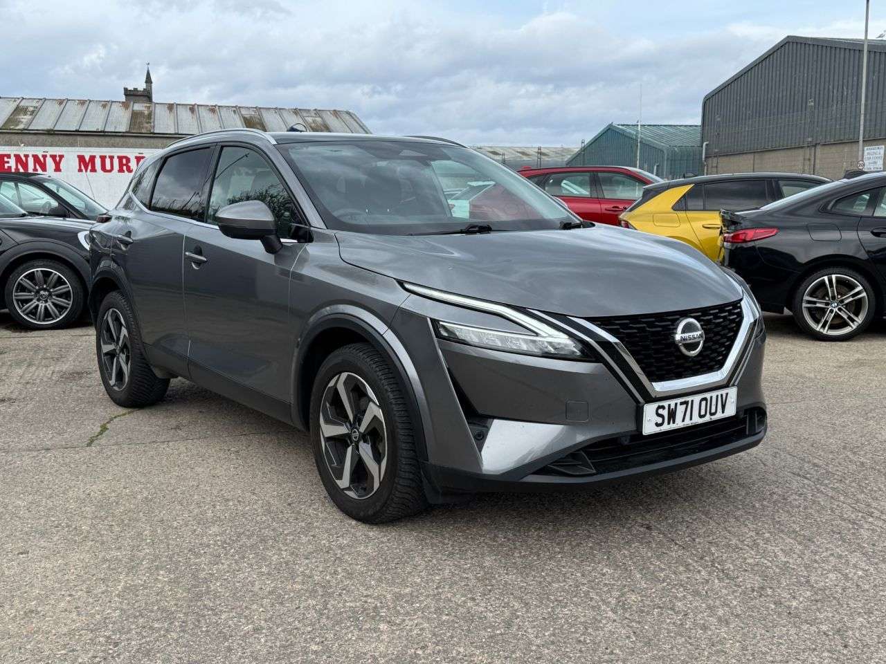 A 2021 NISSAN QASHQAI 1.3 DIG-T MHEV Premiere Edition SUV 5dr Petrol Hybrid Manual Euro 6 (s/s) ( A 2021 NISSAN QASHQAI 1.3 DIG-T MHEV Premiere Edition SUV 5dr Petrol Hybrid Manual Euro 6 (s/s) (