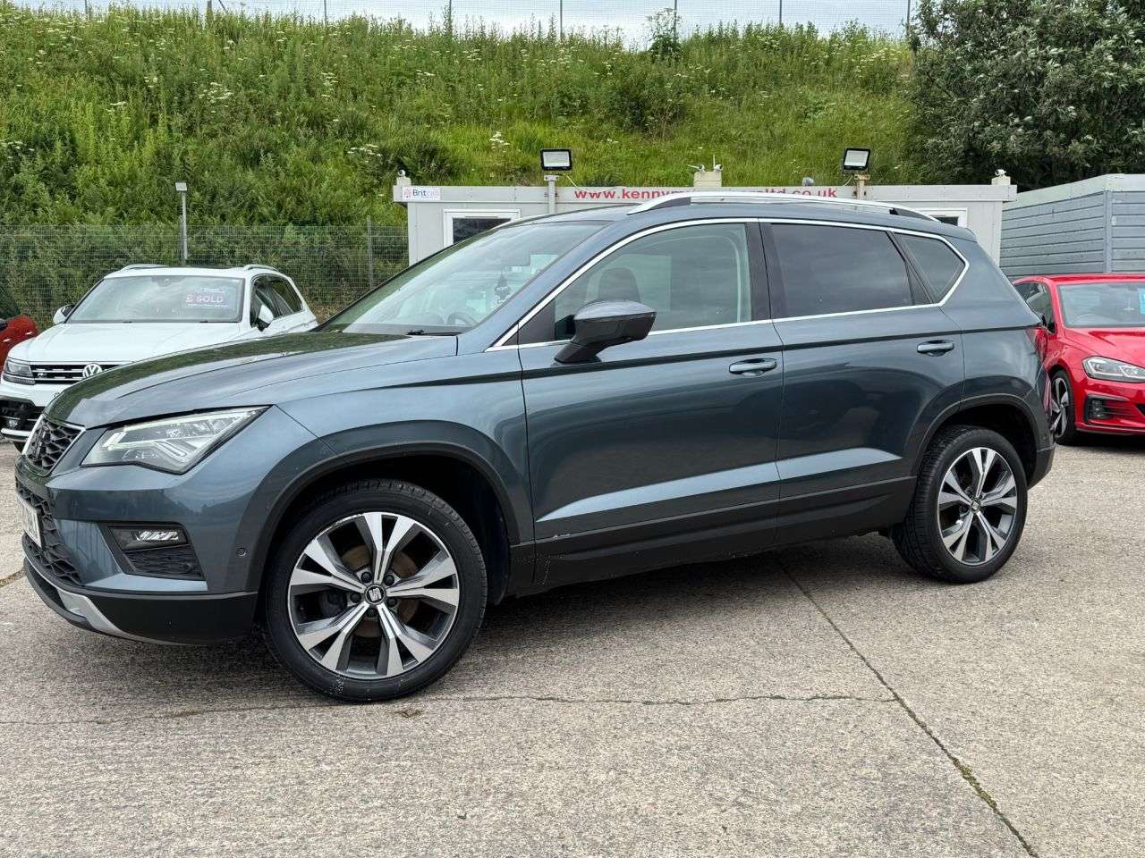 A 2020 SEAT ATECA 1.5 TSI EVO SE Technology SUV 5dr Petrol Manual Euro 6 (s/s) (150 ps) A 2020 SEAT ATECA 1.5 TSI EVO SE Technology SUV 5dr Petrol Manual Euro 6 (s/s) (150 ps)
