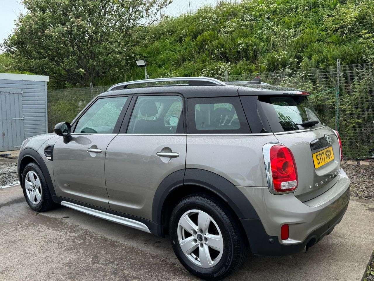 A 2017 MINI COUNTRYMAN 1.5 Cooper SUV 5dr Petrol Auto 6Spd ALL4 Euro 6 (s/s) (136 ps) A 2017 MINI COUNTRYMAN 1.5 Cooper SUV 5dr Petrol Auto 6Spd ALL4 Euro 6 (s/s) (136 ps)