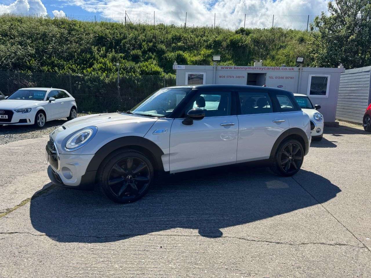 2017 MINI CLUBMAN 2017 MINI CLUBMAN