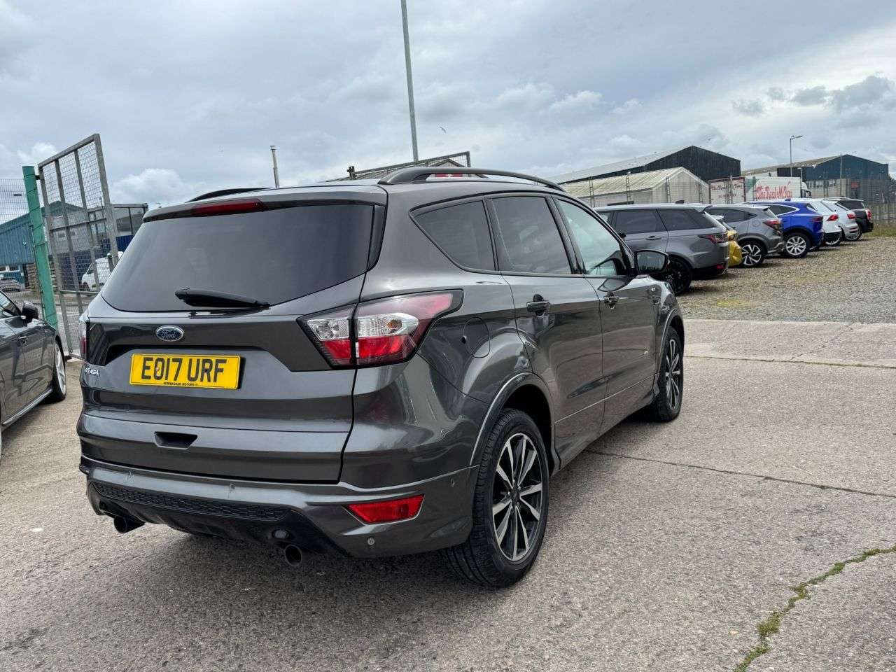 A 2017 FORD KUGA 2.0 TDCi ST-Line SUV 5dr Diesel Powershift AWD Euro 6 (s/s) (180 ps) A 2017 FORD KUGA 2.0 TDCi ST-Line SUV 5dr Diesel Powershift AWD Euro 6 (s/s) (180 ps)