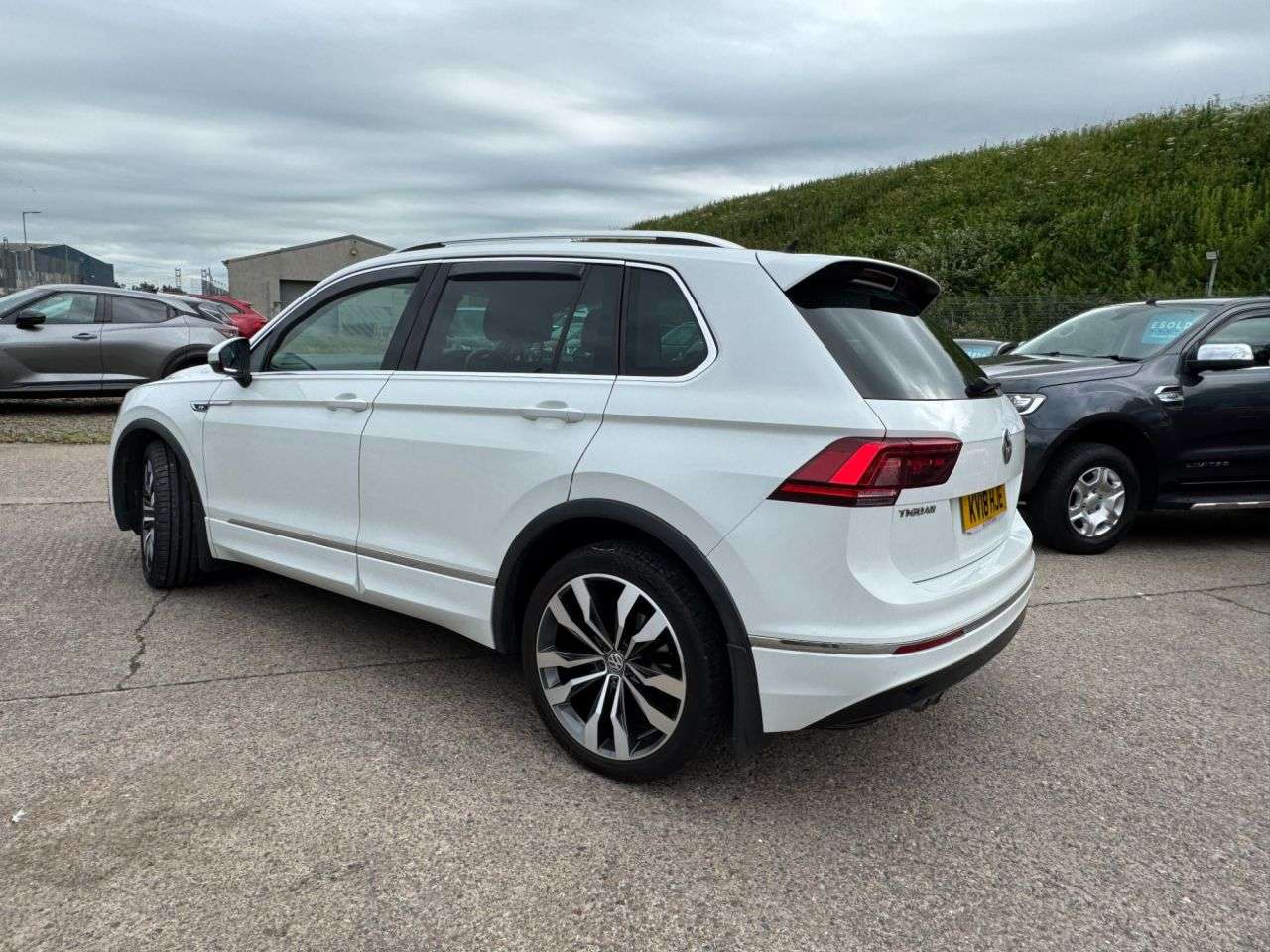 2018 VOLKSWAGEN TIGUAN 2018 VOLKSWAGEN TIGUAN