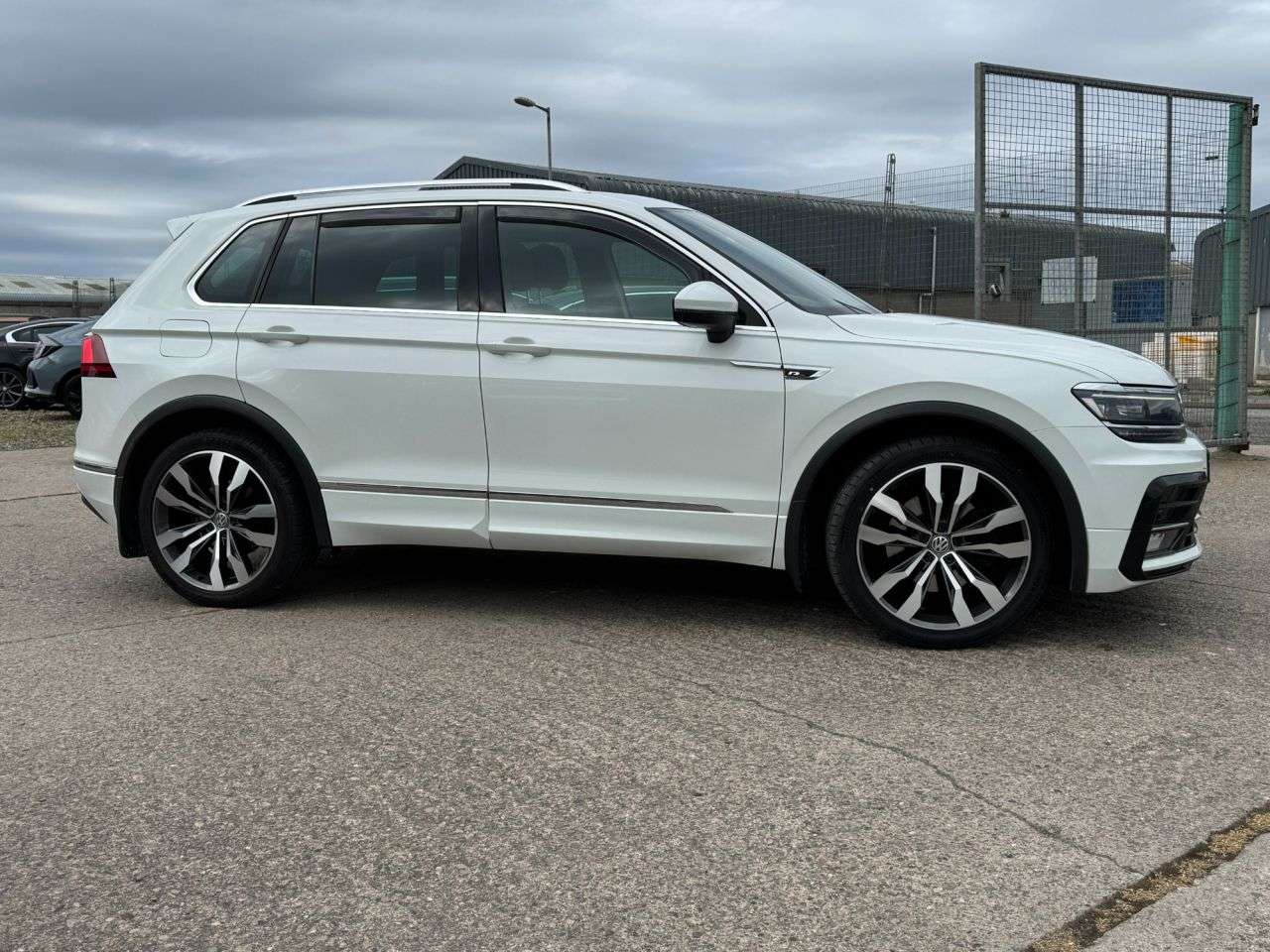 2018 VOLKSWAGEN TIGUAN 2018 VOLKSWAGEN TIGUAN