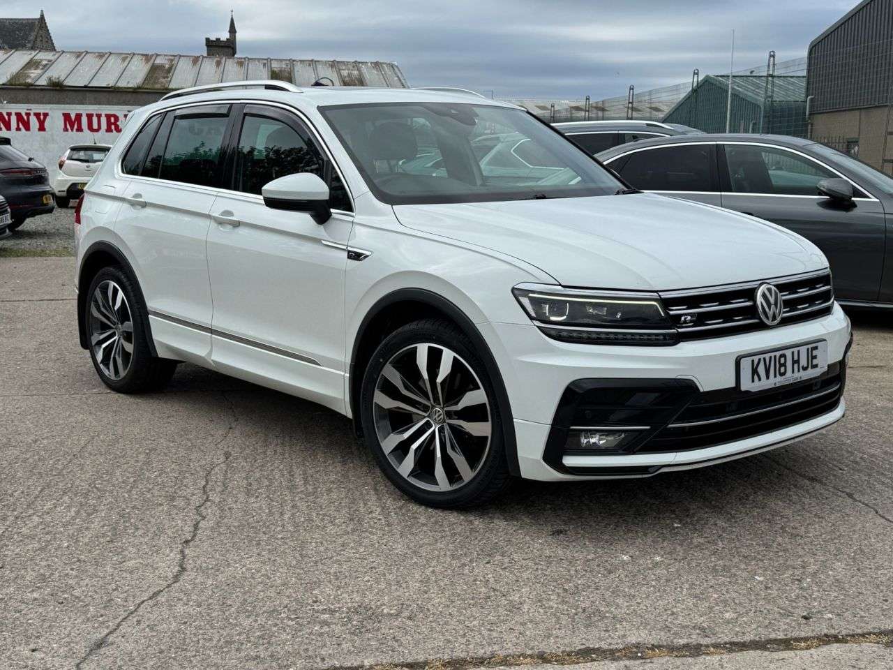 A 2018 VOLKSWAGEN TIGUAN 2.0 TDI R-Line SUV 5dr Diesel DSG 4Motion Euro 6 (s/s) (190 ps) A 2018 VOLKSWAGEN TIGUAN 2.0 TDI R-Line SUV 5dr Diesel DSG 4Motion Euro 6 (s/s) (190 ps)